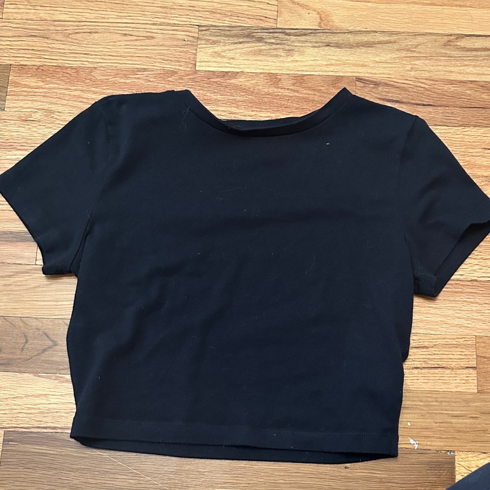 wild fable Black Short Sleeve Cropped Tee